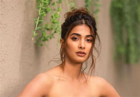 pooja hegde xxx sex|Pooja Hegde – Sexy Fucking in Hotel: Indian Porn 